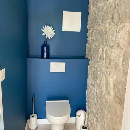 Jas De Location De Charme Avec Piscine 3*